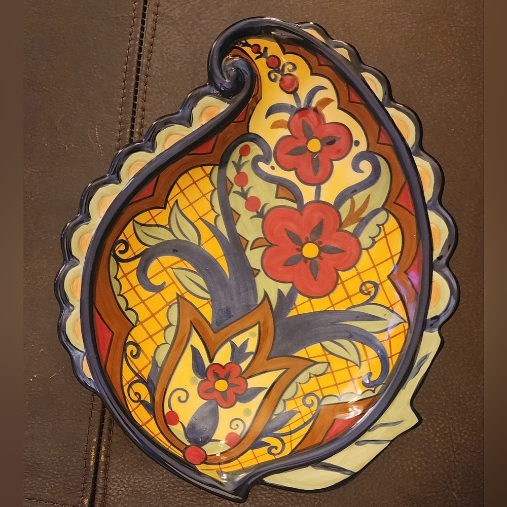 CORSICA HOME CROWN JEWEL PAISLEY PLATE 9.5”x 8" Hand-Painted Hand-Crafted